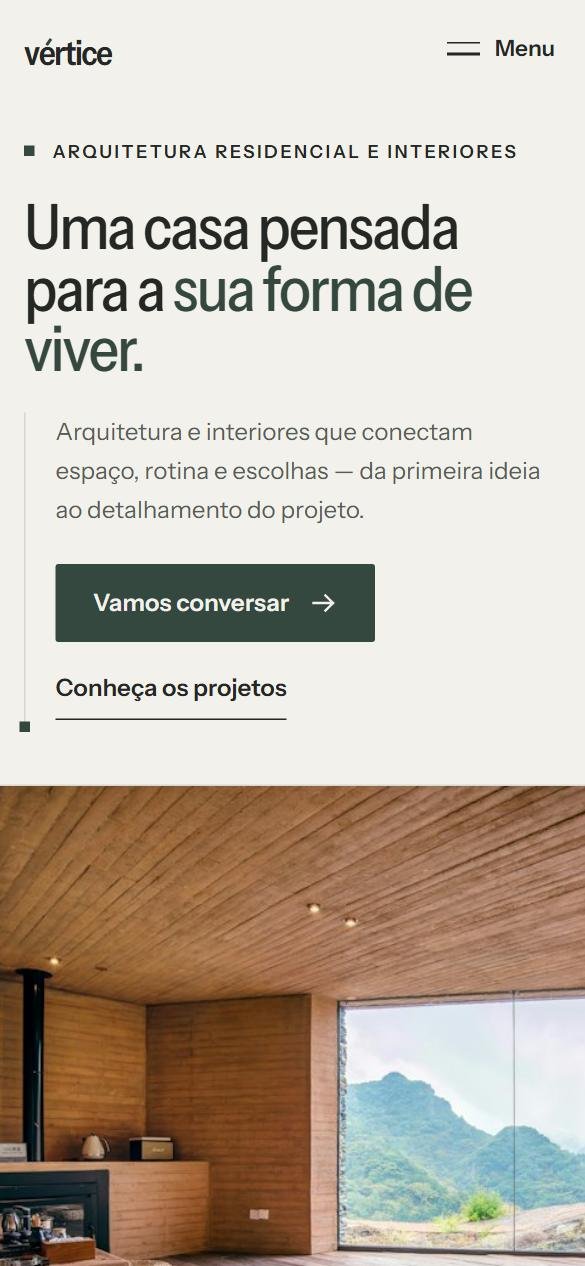 O site no celular, com o título, o botão Vamos conversar e o início da foto da sala.